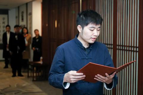 罗湖区人大常委副主任谭会茹一行莅临NG体育调研